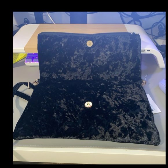 Elegant fashion purse, black velvet with colorful embroidered designs, bag - Picture 6 of 8